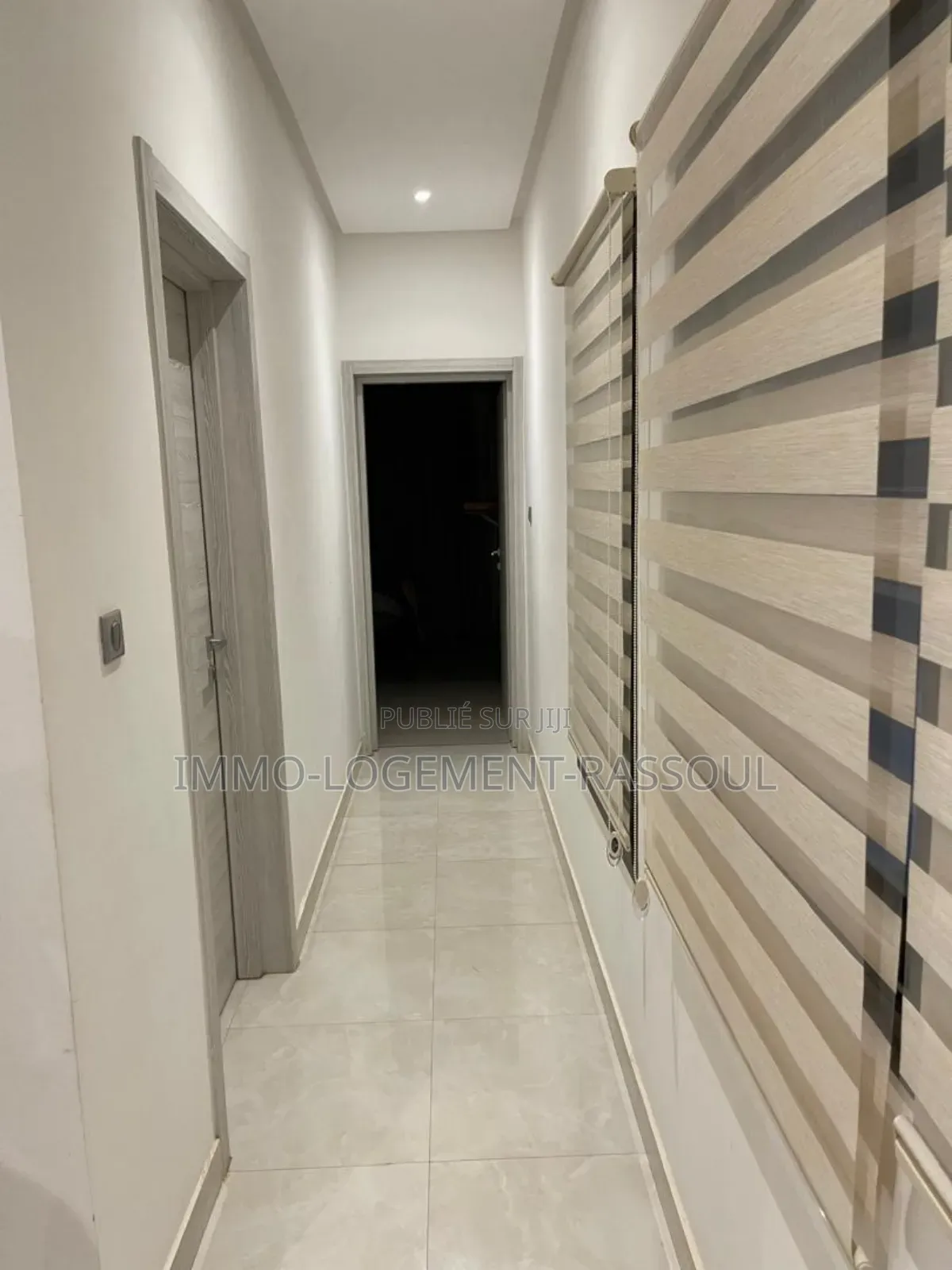 6chbre Appartement dans , Ouakam à Vendre