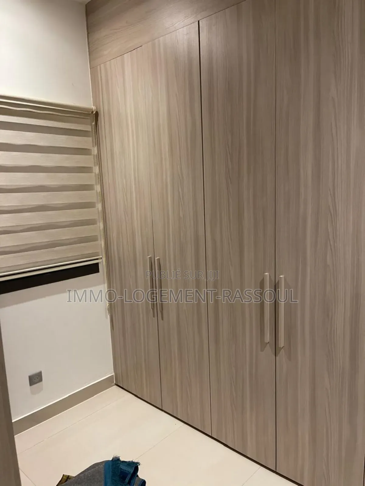 6chbre Appartement dans , Ouakam à Vendre