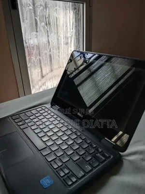 Photo - Ordinateur Portable Dell Latitude 3189 8GB Intel Pentium SSD 128GB