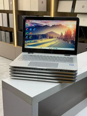 Photo - New Ordinateur Portable HP Spectre X360 13 8GB Intel Core I7 SSD 256GB