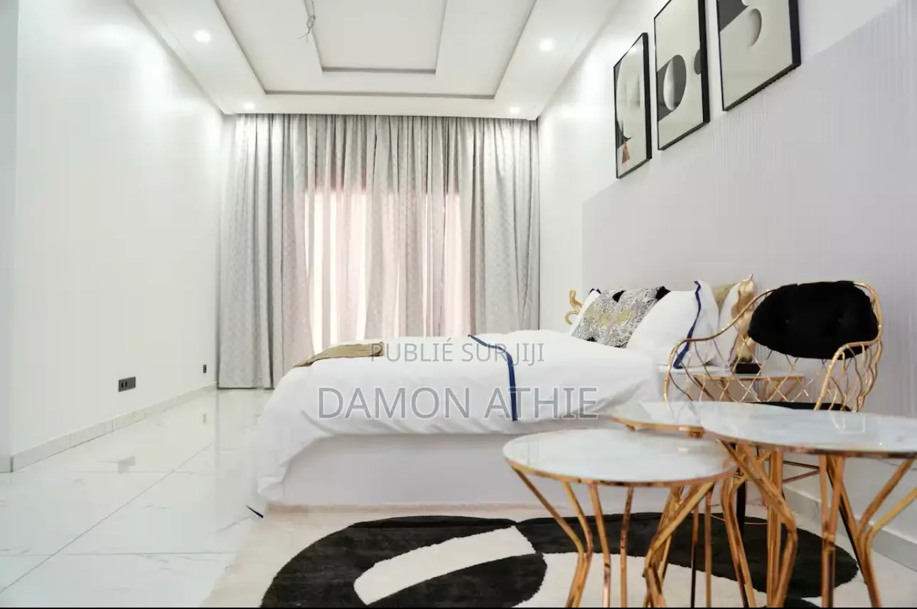 Furnished 1chbre Chambre et salon à Louer