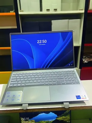 Photo - New Dell Inspiron 17 1750 16GB Intel Core I7 SSD 512GB