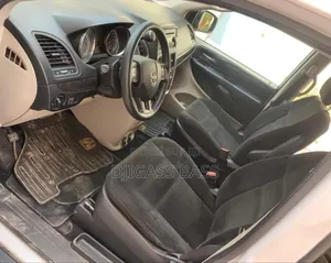 Dodge Caravan 2017 Blanc cassé