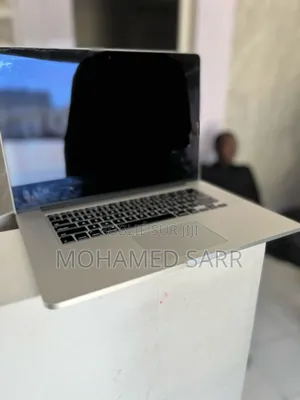 Photo - Ordinateur Portable Apple MacBook 2015 16GB Intel Core I7 HDD 512GB
