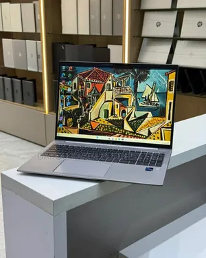 New HP ZBook Firefly 16 G10 32GB Intel Core I7 SSD 512GB