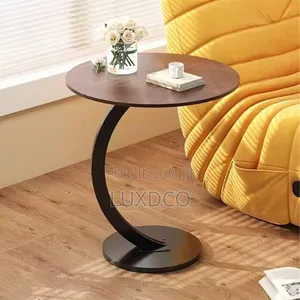 Table d'Appoint en Bois