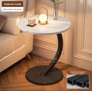 Table d'Appoint en Bois