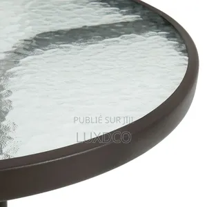 Tête À Tête en Plastique Et Fer.