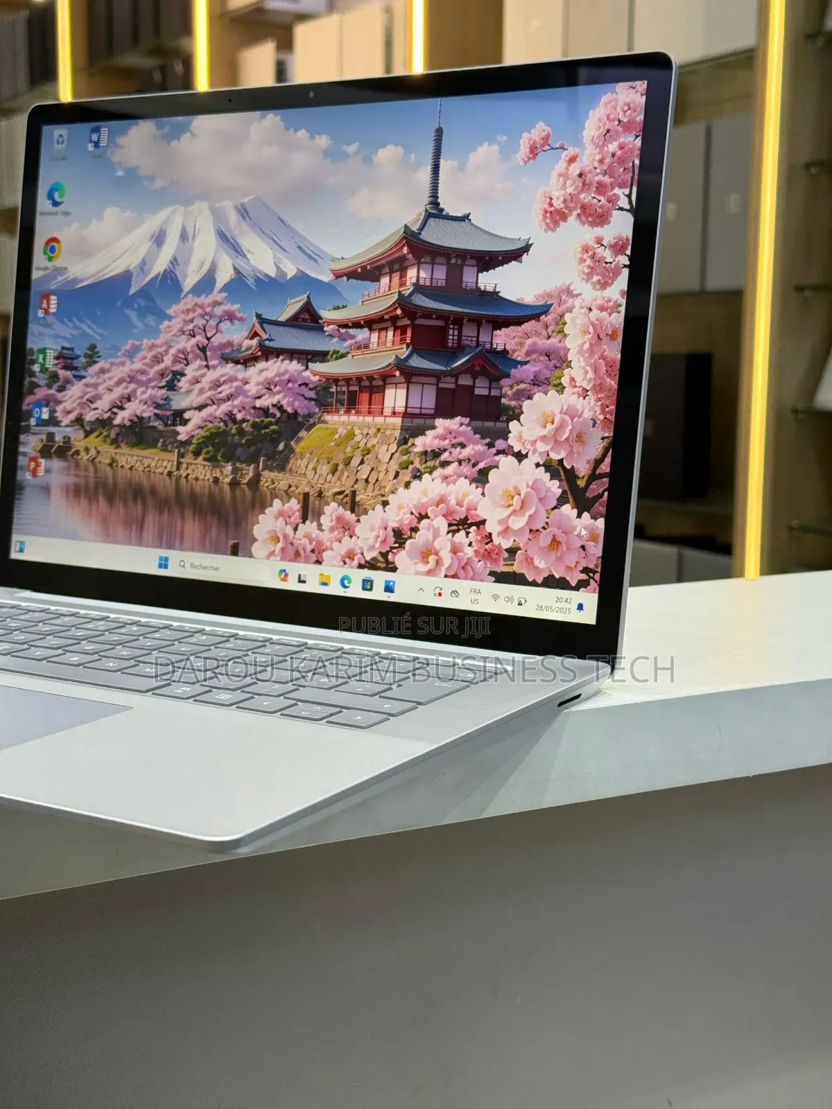 New Microsoft Surface Laptop 4 16GB AMD Ryzen 5 SSD 256GB