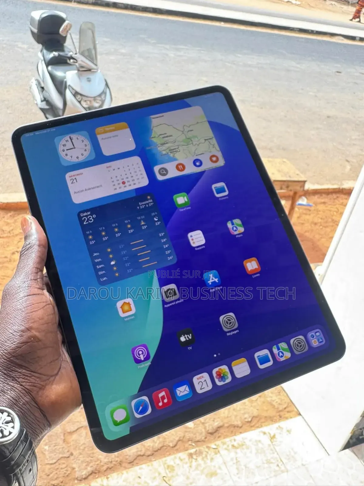 New Apple iPad Pro 13 (2024) 256 GO Autre