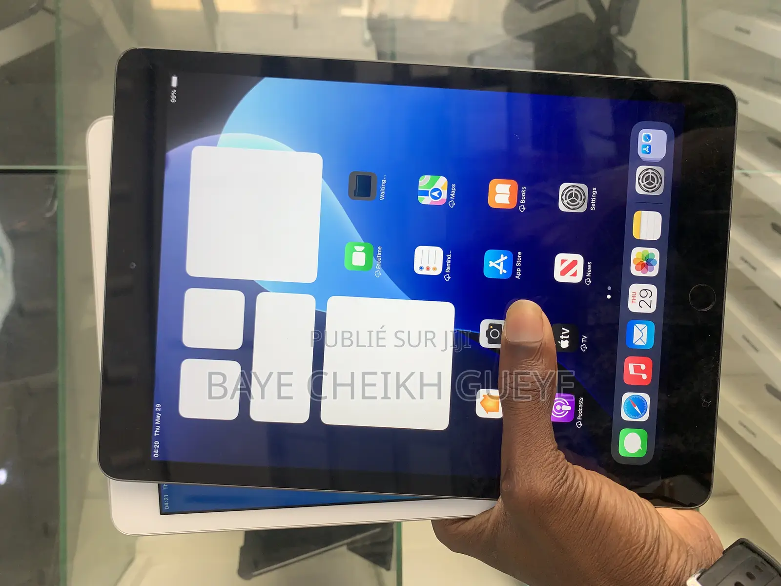 New Apple iPad 10.2 (2019) 128 GB Autre