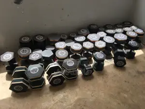 Haltère Locale: 6kg, 8kg, 10kg, 12kg, 15kg Et 18kg