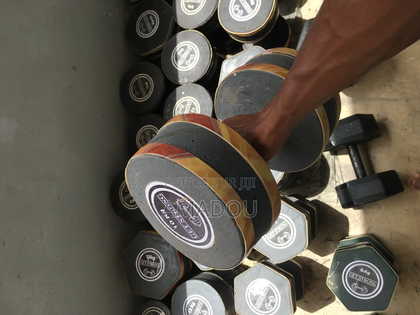 Haltères en Ciment : 6kg, 8kg, 10kg, 12kg Et 15kg Disponible