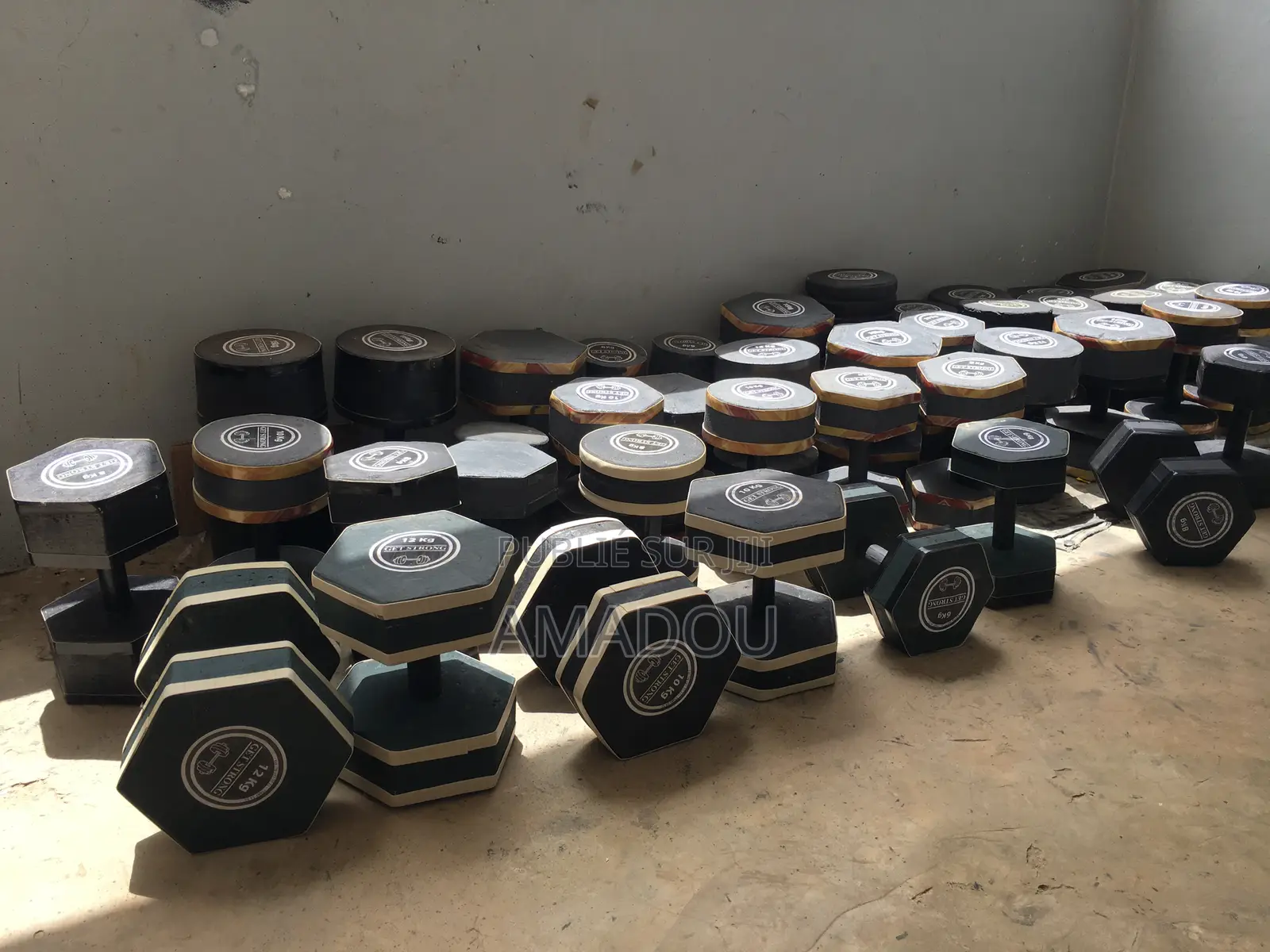 Haltères en Ciment : 6kg, 8kg, 10kg, 12kg Et 15kg Disponible