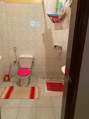 Furnished 5chbre Villa dans Grand Dakar à Vendre