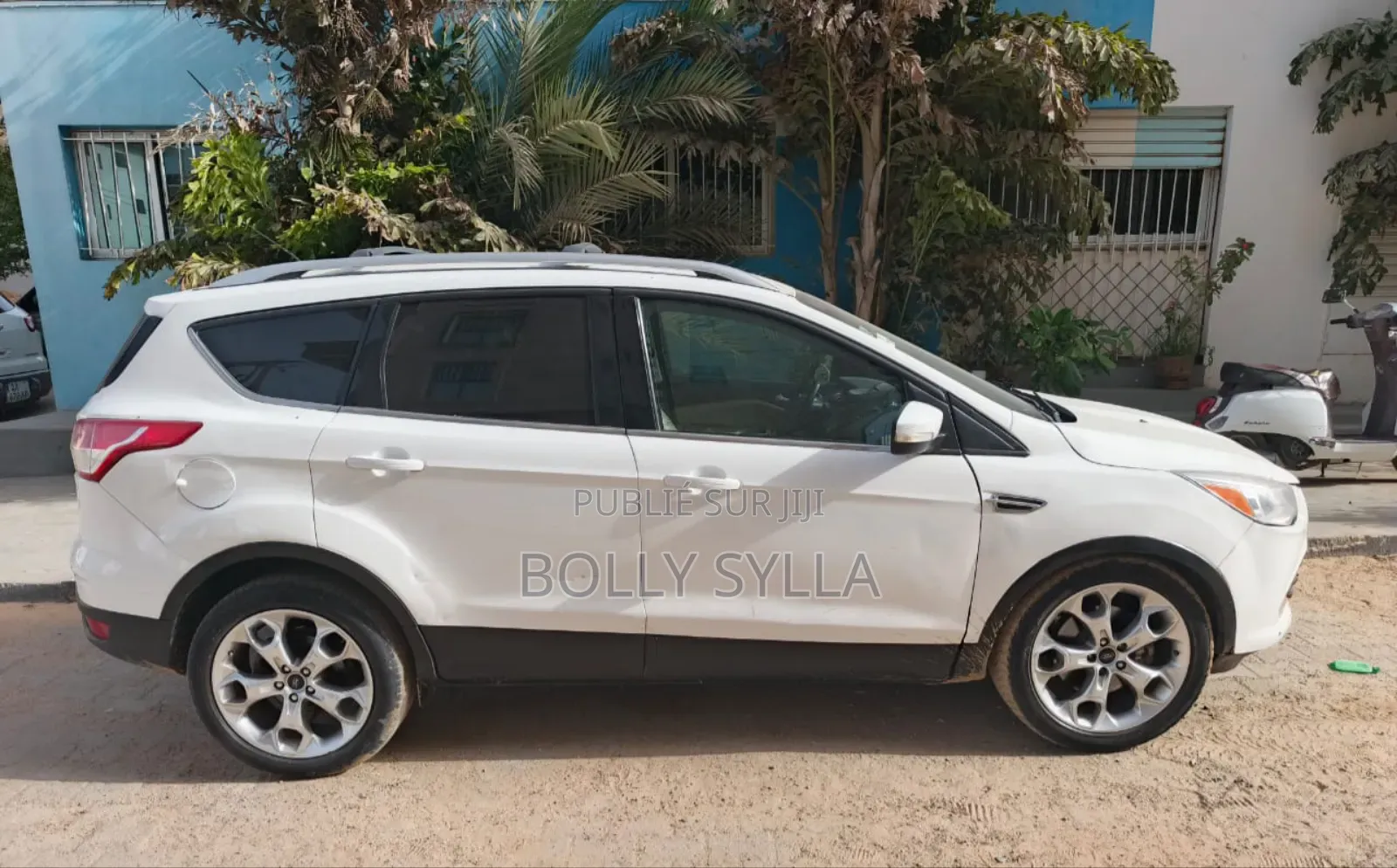 Ford Escape SE 4x4 2016 Blanc cassé