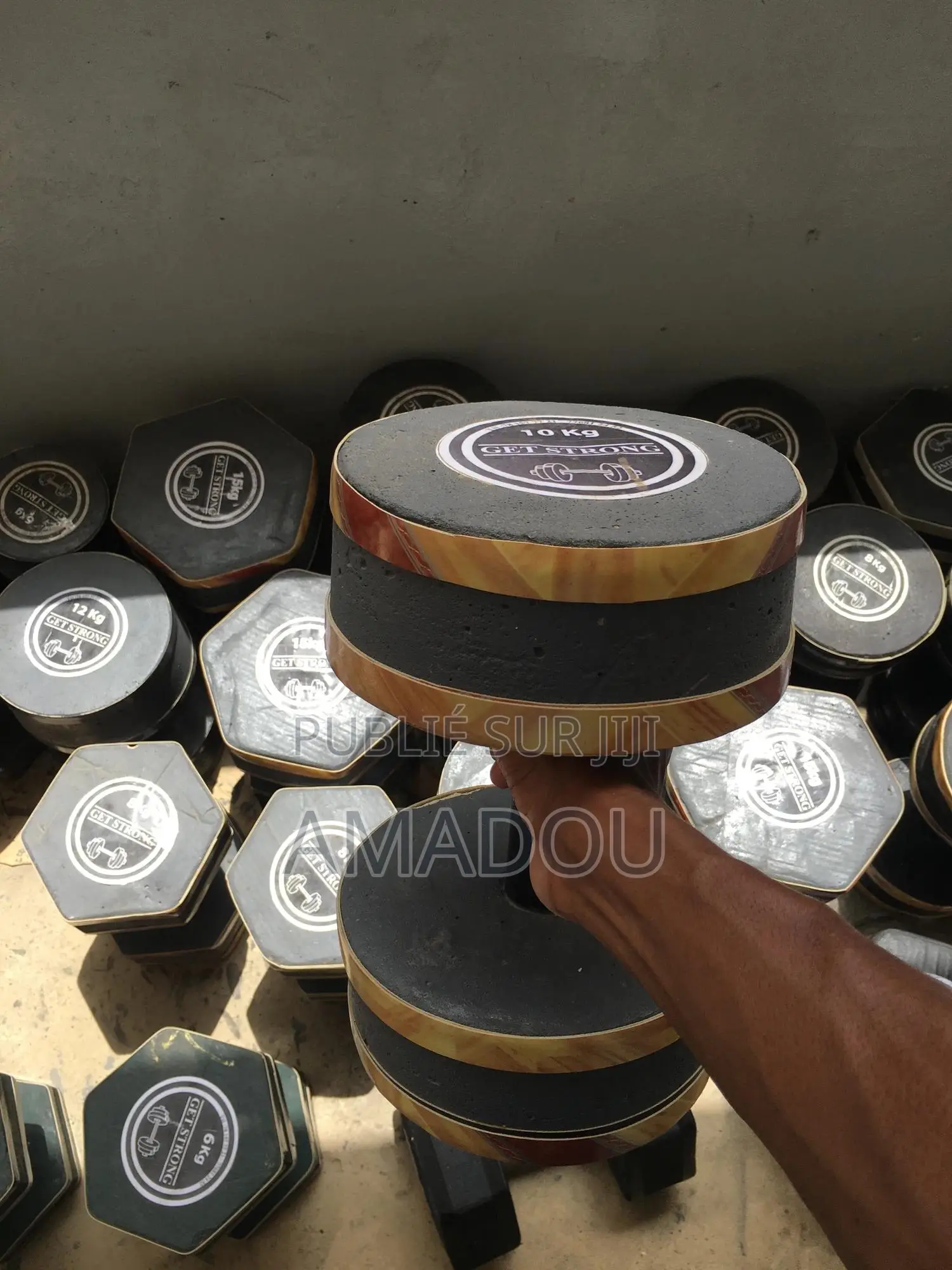 Haltère Locale: 6kg, 8kg, 10kg, 12kg, 15kg Et 18kg