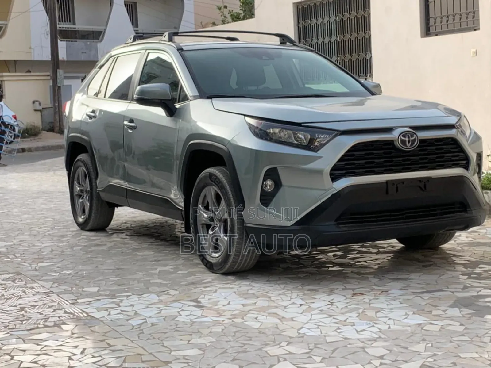 Toyota RAV4 2022 Gris
