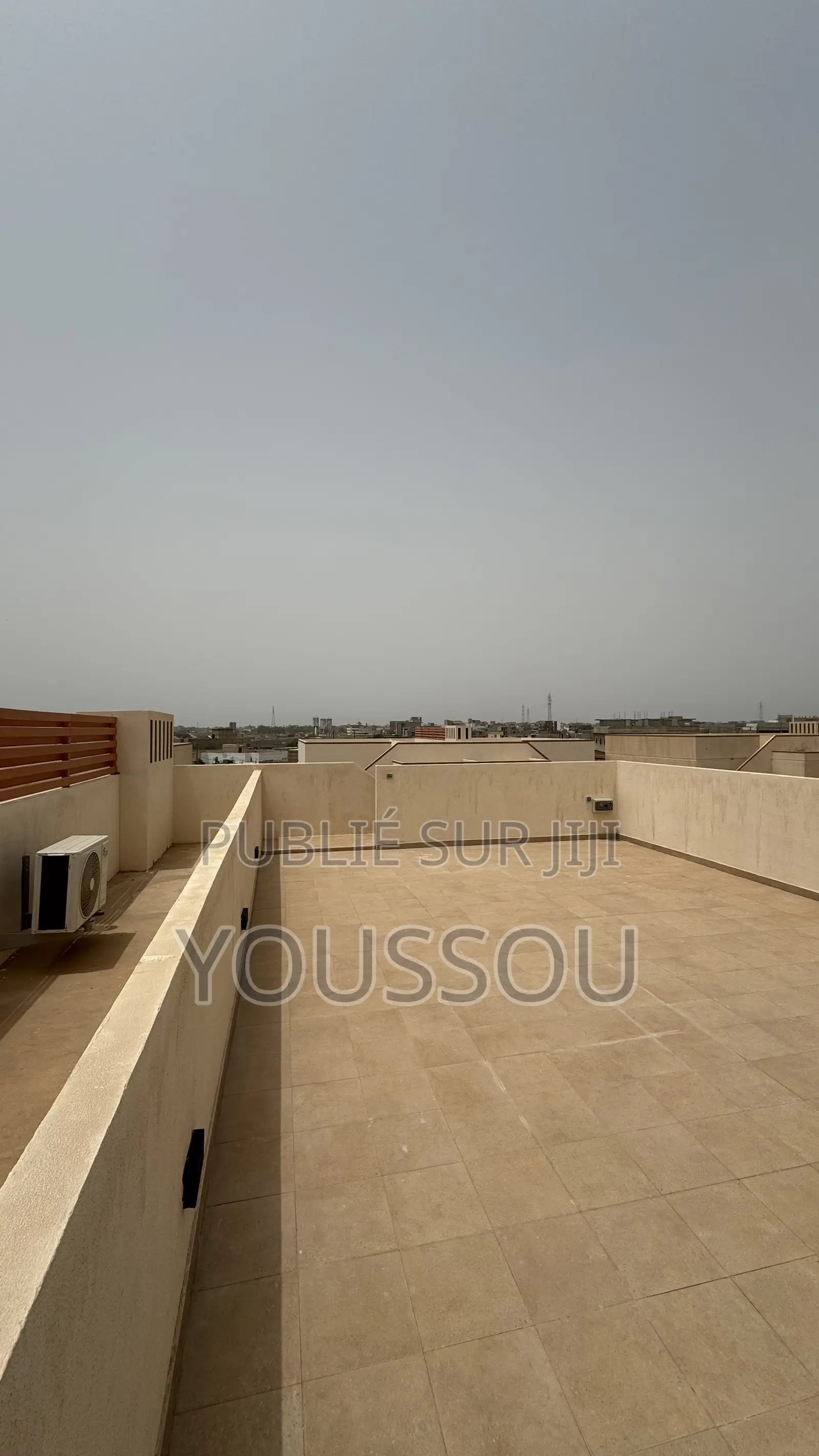 4chbre Villa dans Villa F5, Rufisque à Louer