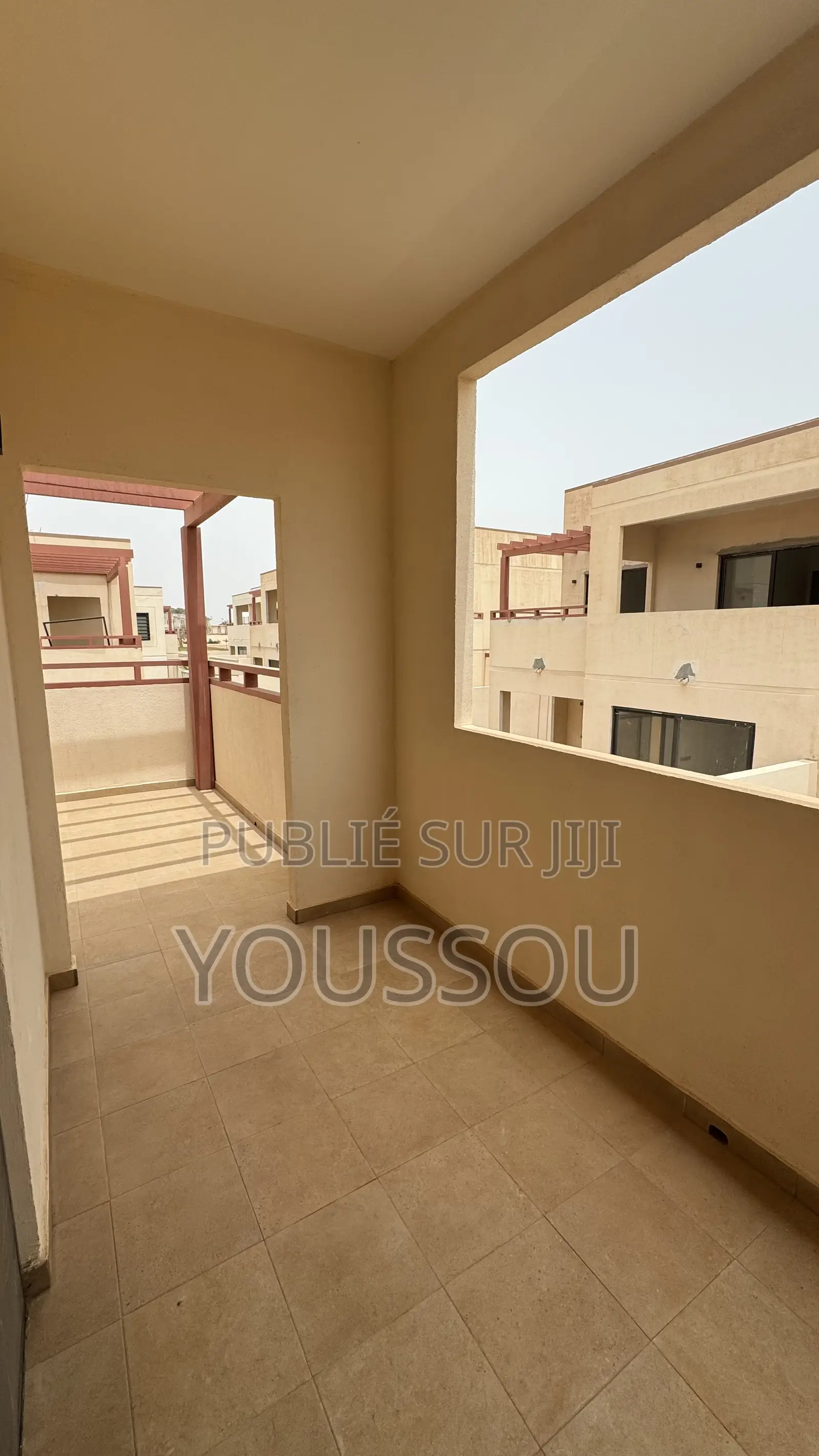4chbre Villa dans Villa F5, Rufisque à Louer