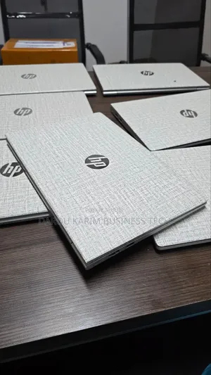 New Ordinateur Portable HP ProBook 440 G8 16GB Intel Core I5 SSD 256GB