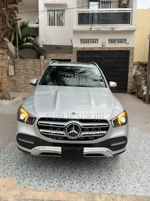 Photo - Mercedes-Benz GLE-Class AMG GLE 53 4MATIC 2022 Gris