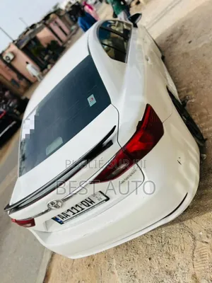 Toyota Avensis 2017 Blanc