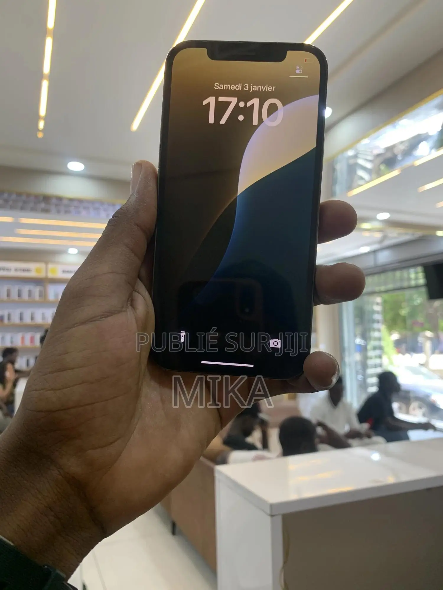 New Pomme iPhone 12 Pro 128 GB Noir