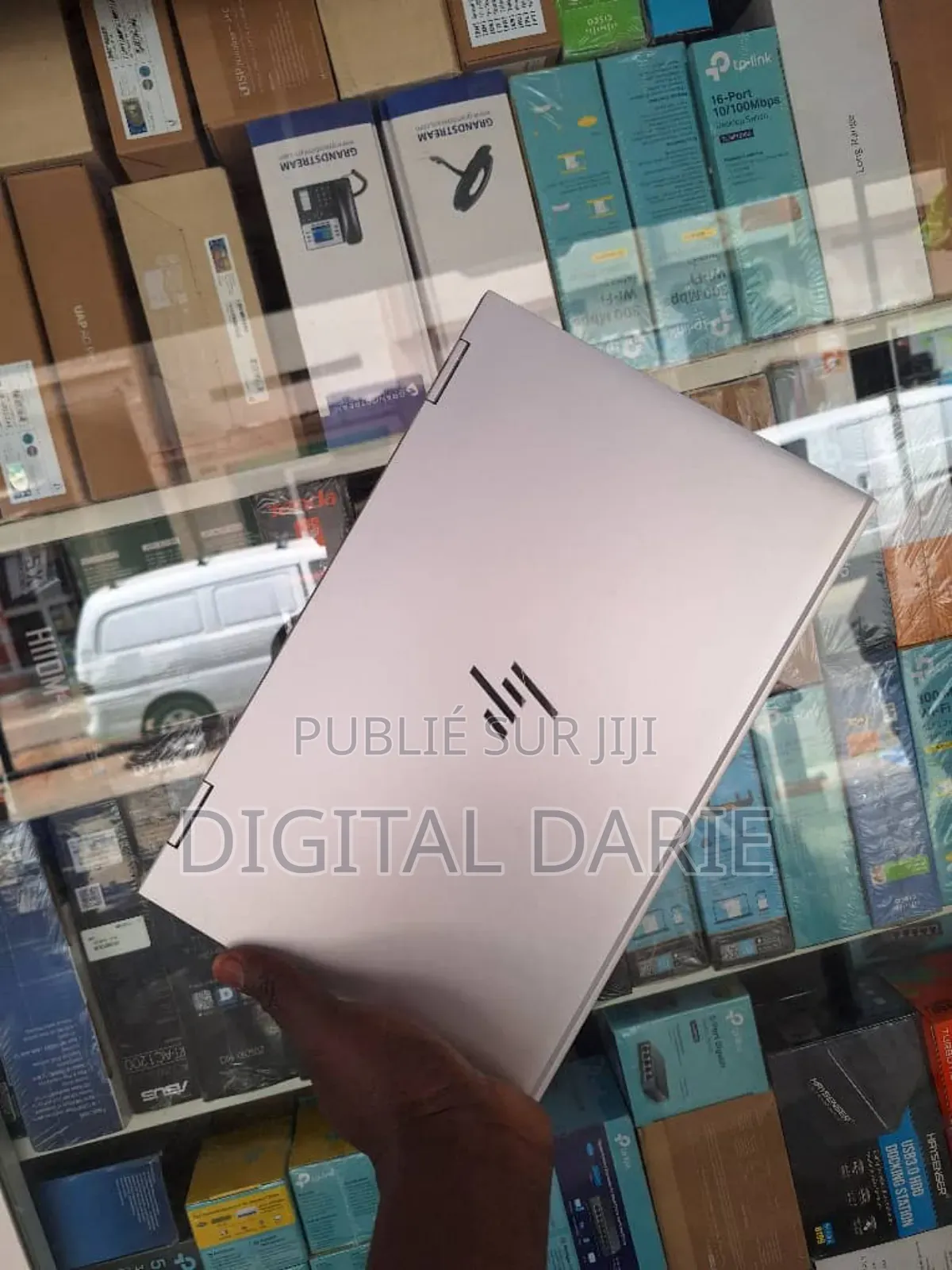 New HP EliteBook 1040 G8 16GB Intel Core I7 SSD 512GB