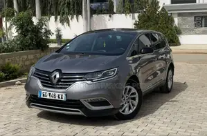 Photo - Renault Espace 2016 Gris