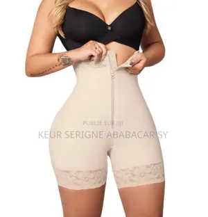 Gaine Cuissard Avec Crochet