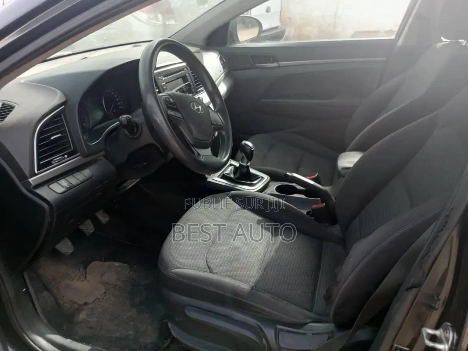 Hyundai Elantra 2018 Gris