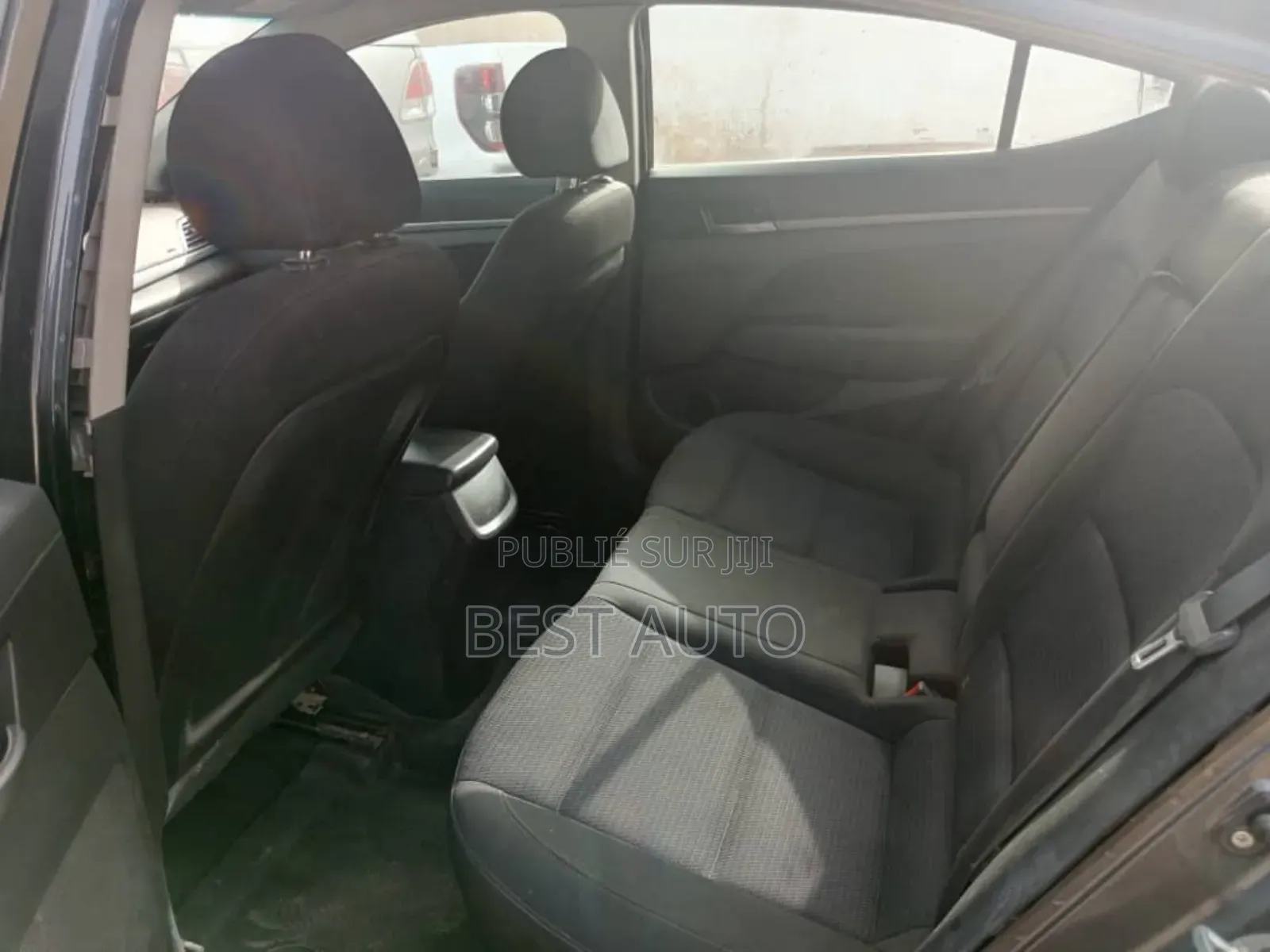 Hyundai Elantra 2018 Gris