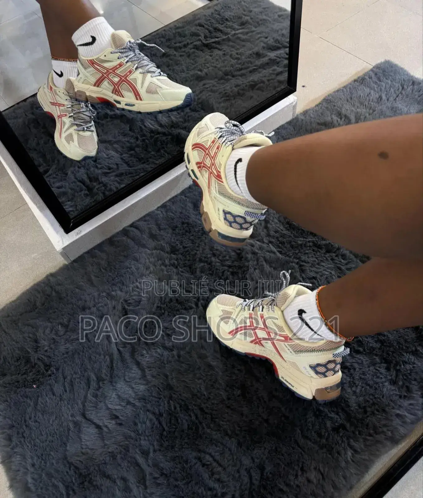 Asics 1090v2, Gris