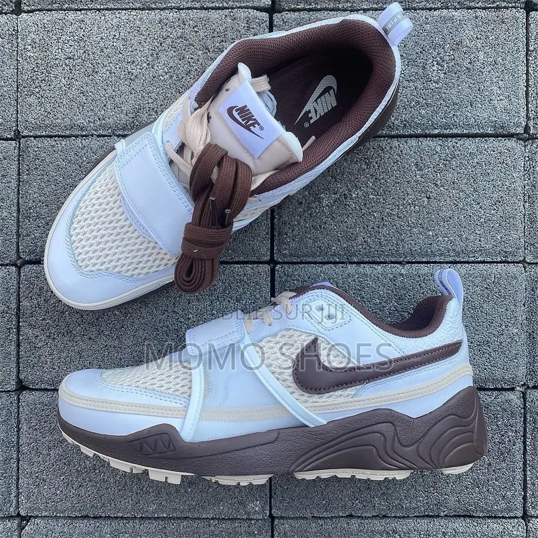 Nike Zoom Field Jaxx Travis Scott Light Chocolate