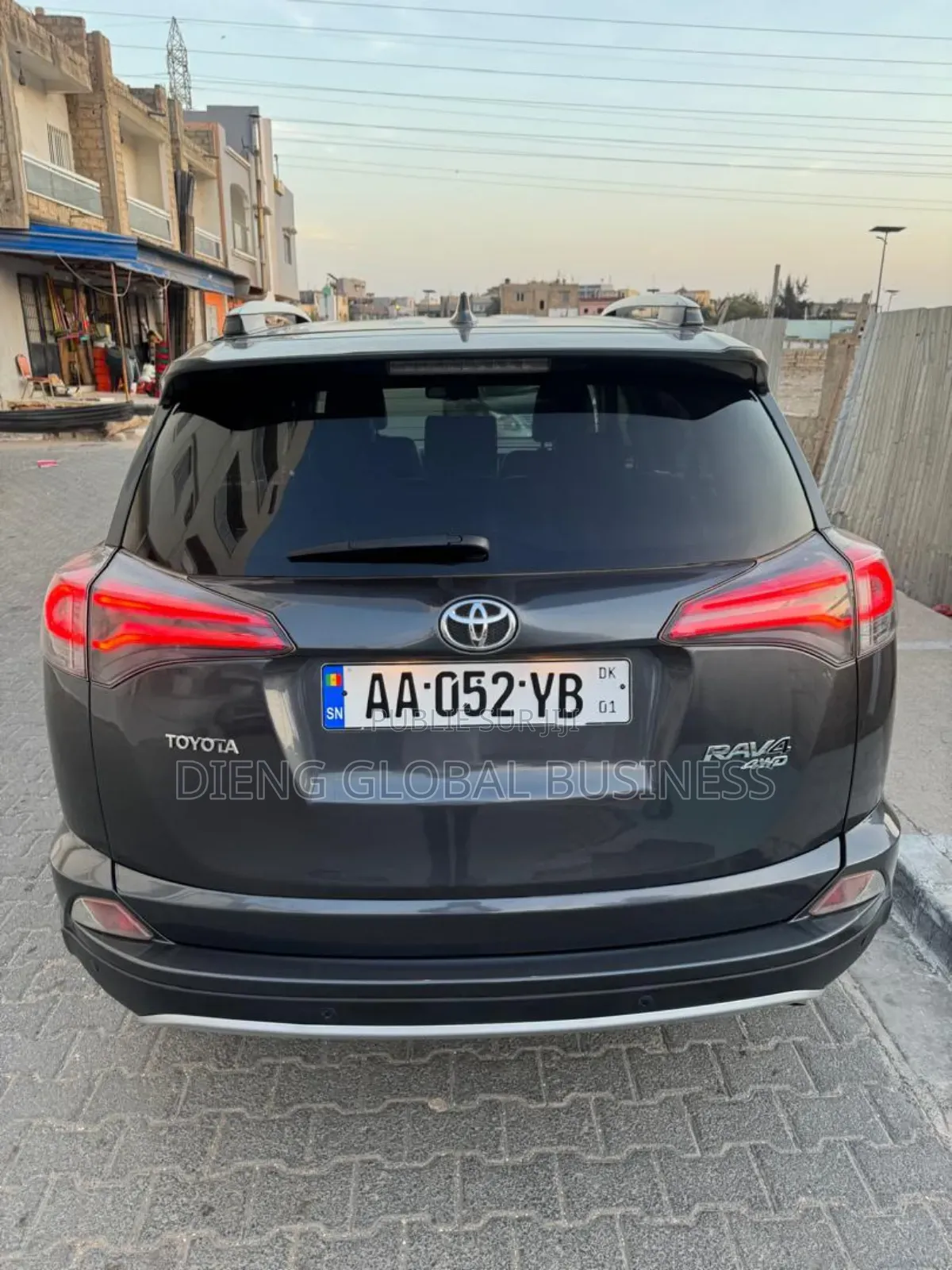 Toyota RAV4 2018 Gris