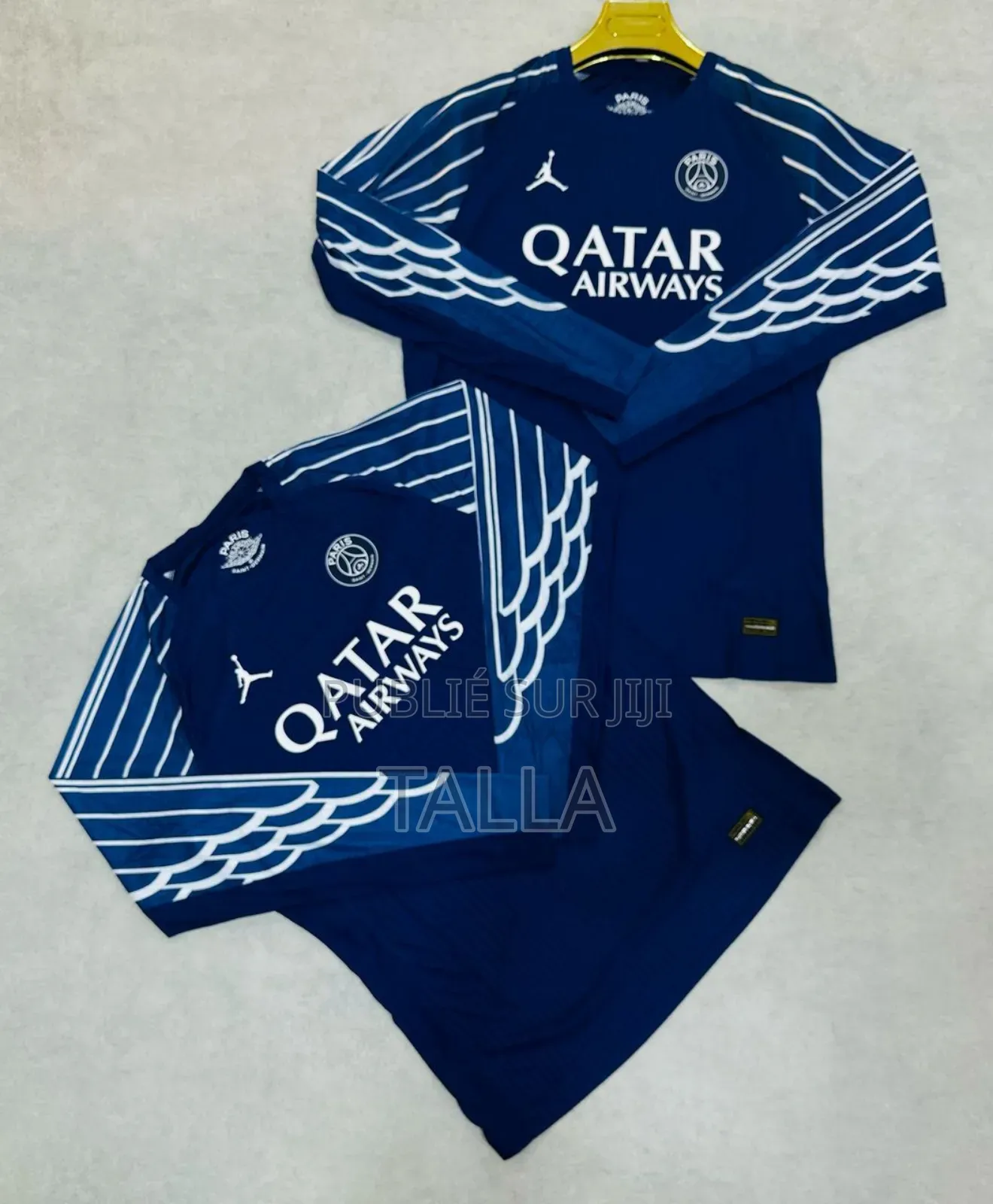 Maillot À Vendre