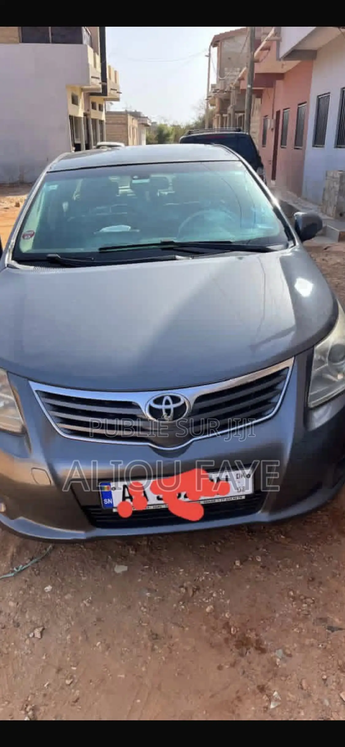 Toyota Avensis 2012 Gris