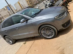 Photo - Audi Q3 2.0 TDI 150hp 2016 Gris