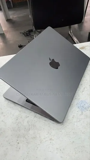 New Apple MacBook Pro 2021 M1 16GB Apple M1 SSD 512GB