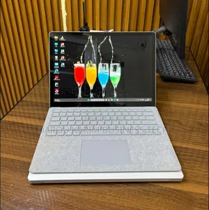 Photo - New Microsoft Surface Laptop 2 8GB Intel Core I7 SSD 256GB