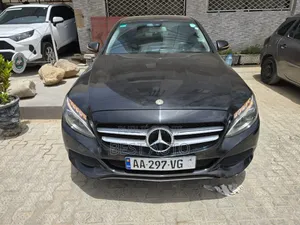 Photo - Mercedes-Benz C220 2016 Noir