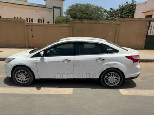Ford Focus 2013 Blanc