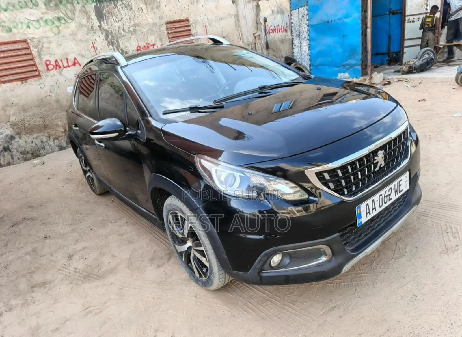 PEUGEOT 2008 2017 Noir