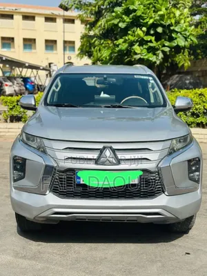 Photo - Mitsubishi Pajero 2020 Autre