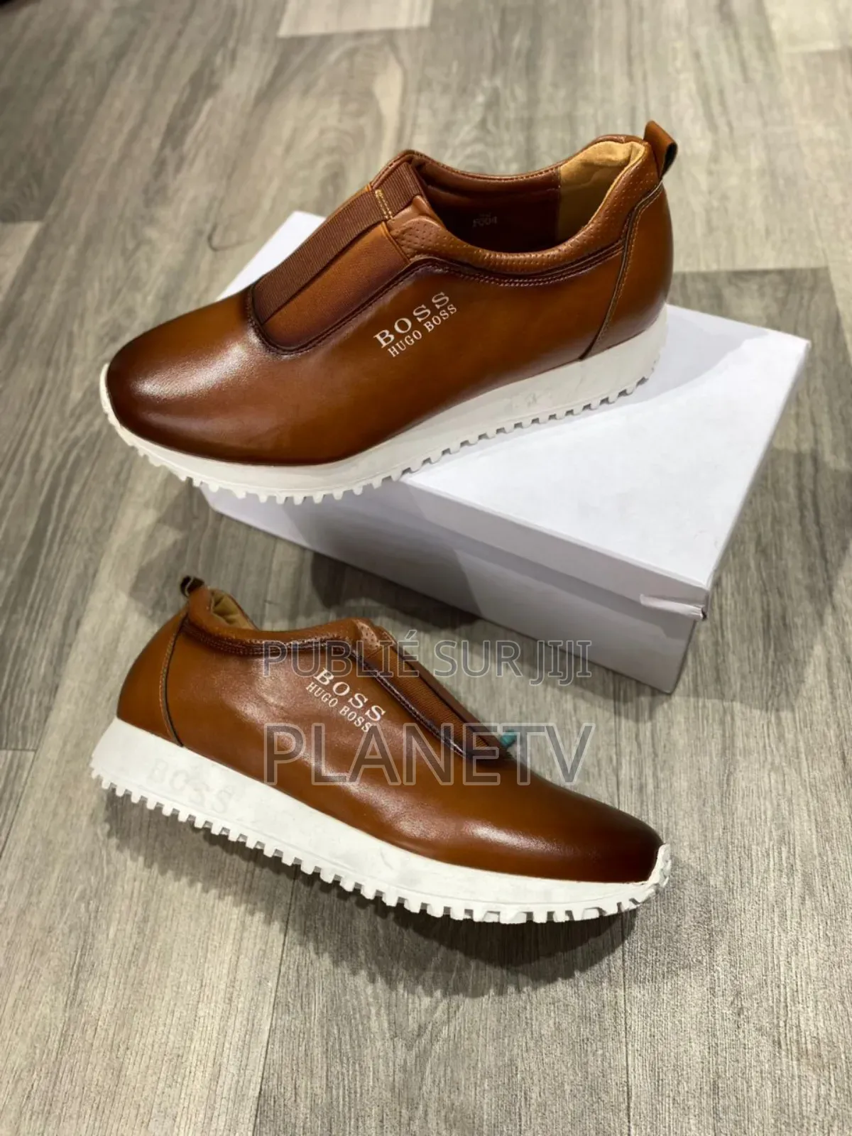 Hugo Boss en Cuir by TTS