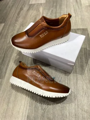 Hugo Boss en Cuir by TTS