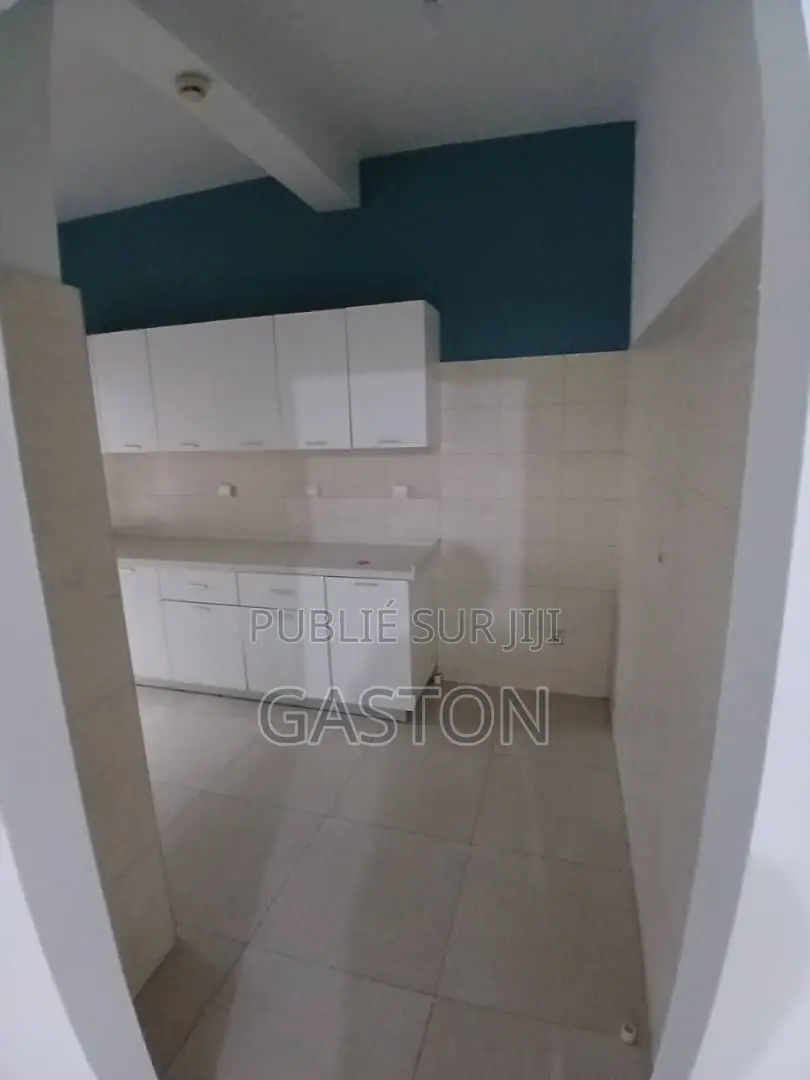 3chbre Appartement dans Katos Immo, Patte d'Oie à Louer