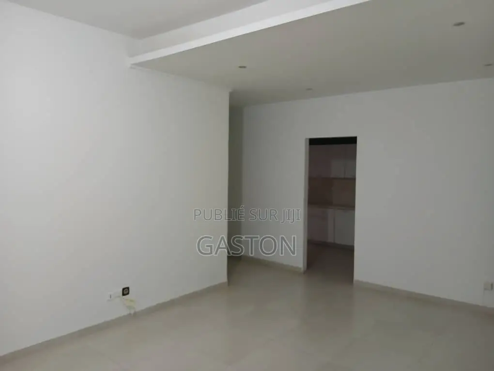 3chbre Appartement dans Katos Immo, Patte d'Oie à Louer