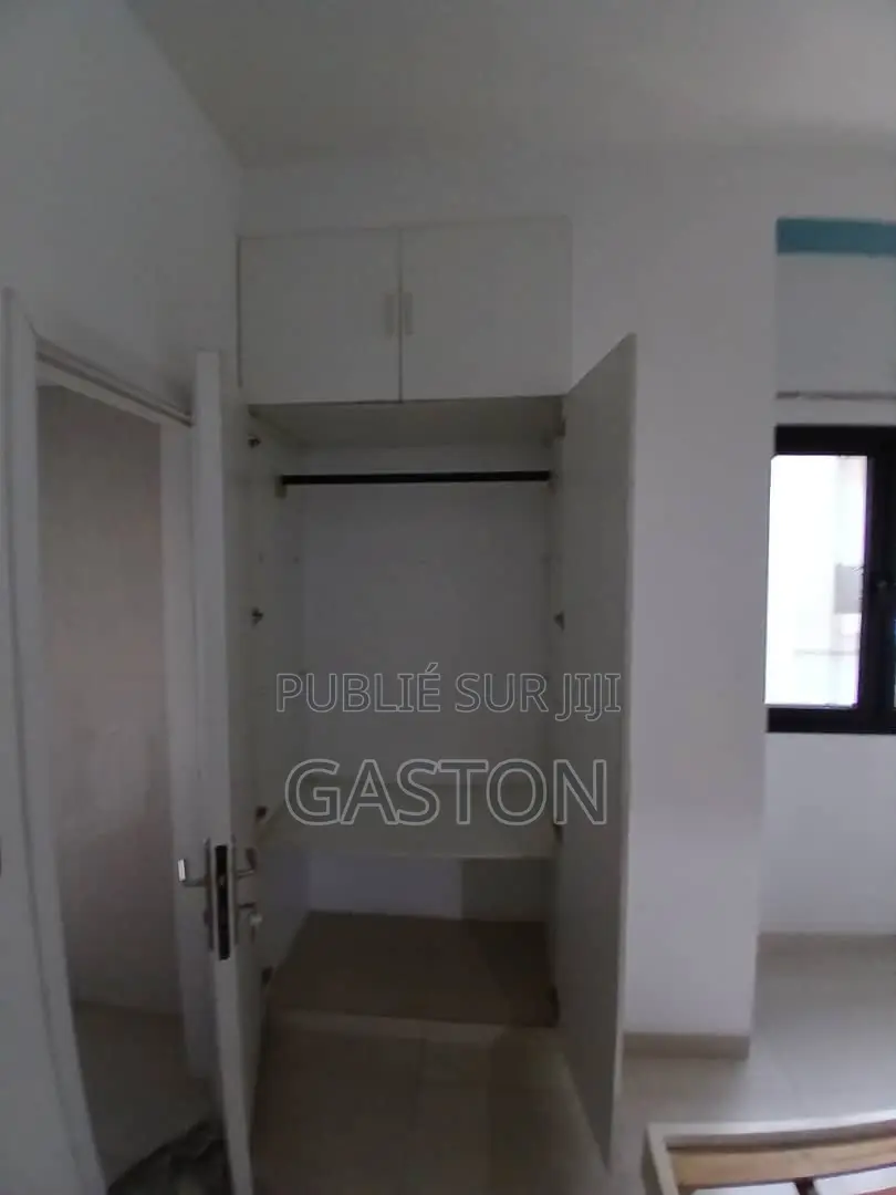 3chbre Appartement dans Katos Immo, Patte d'Oie à Louer